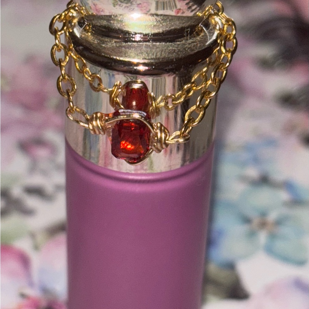 Red garnet gold chain ring